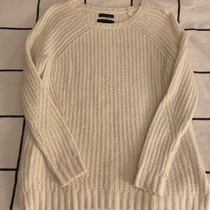 White American Eagle Sweater